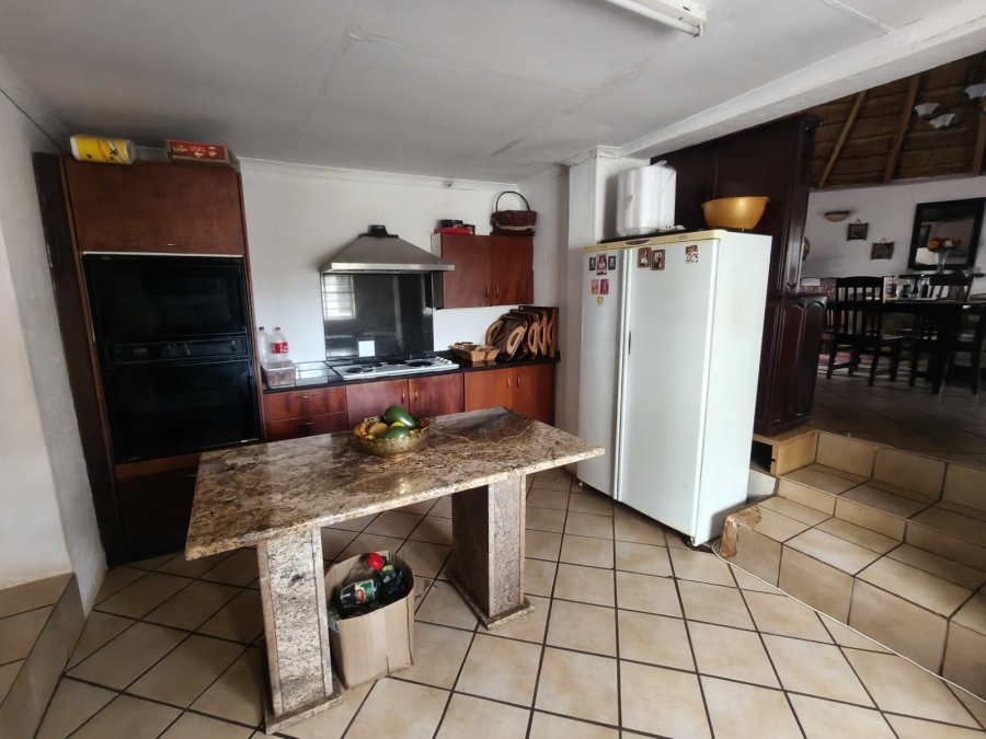 Commercial Property for Sale in Lindleyspoort North West